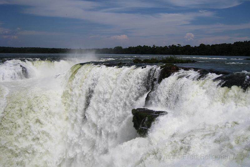 20071204 142020 Canon 4000x2677 .jpg - Iguazu Falls